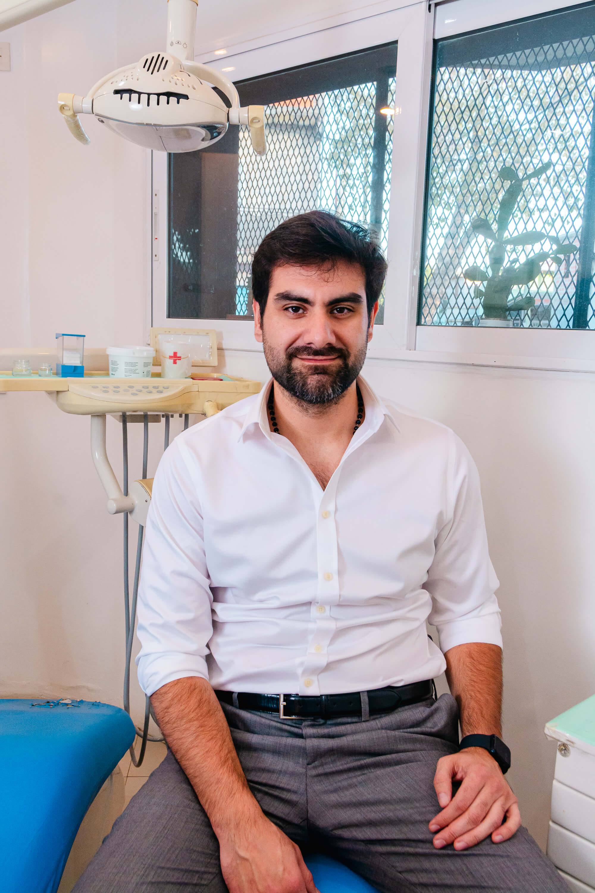 Dr. Alan Braian Agüero Romero - Especialista en Estética Dental